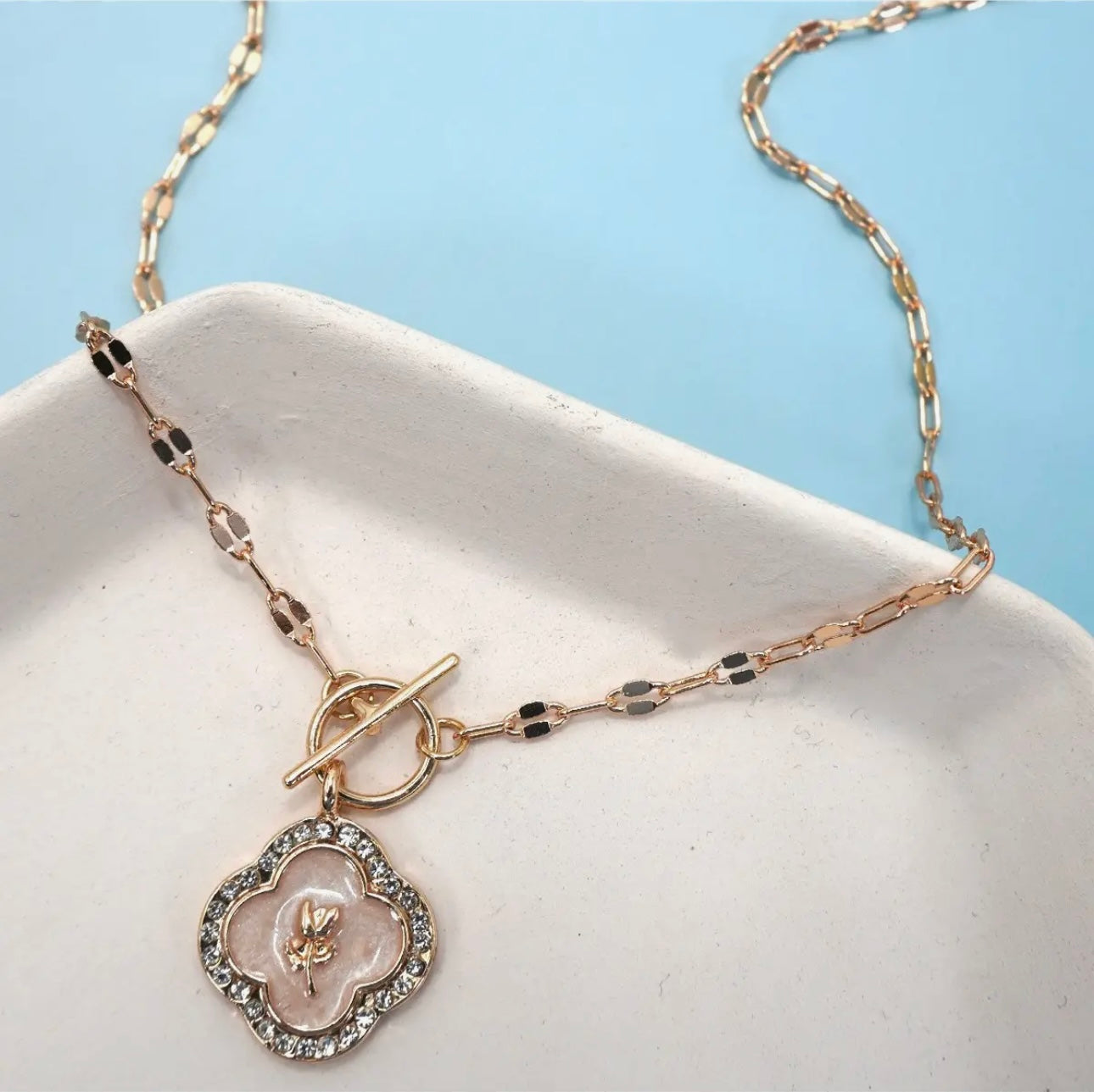Rhinestone Rose Flower Pearl Charm Toggle Necklace - Gold