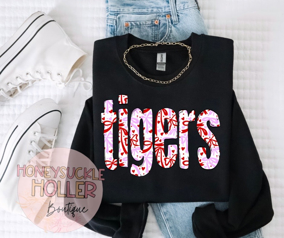 Pink and Red Bow-Patterned: Tigers
