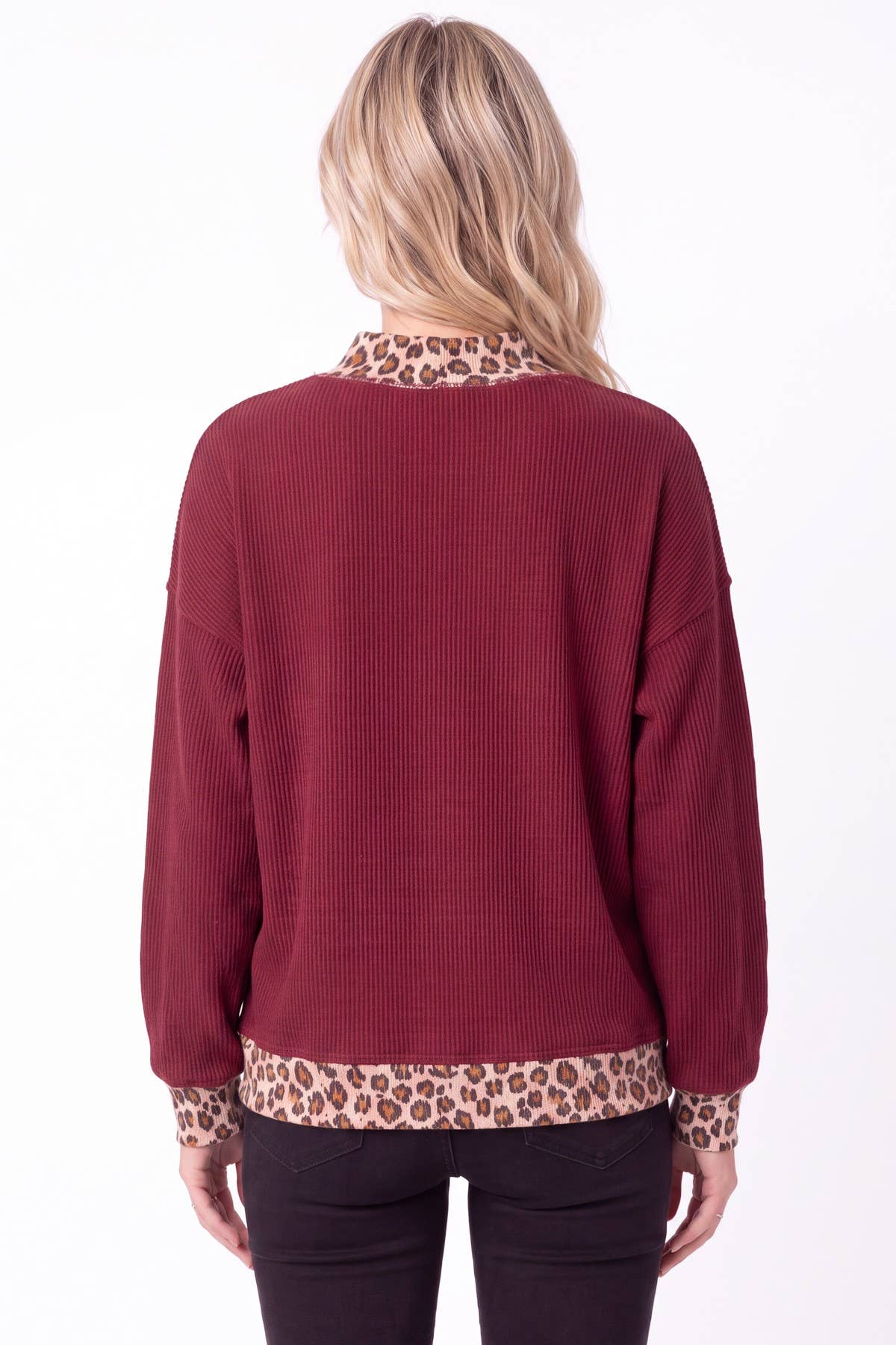 Rib Knit Leopard Contrast Pullover: BURGUNDY