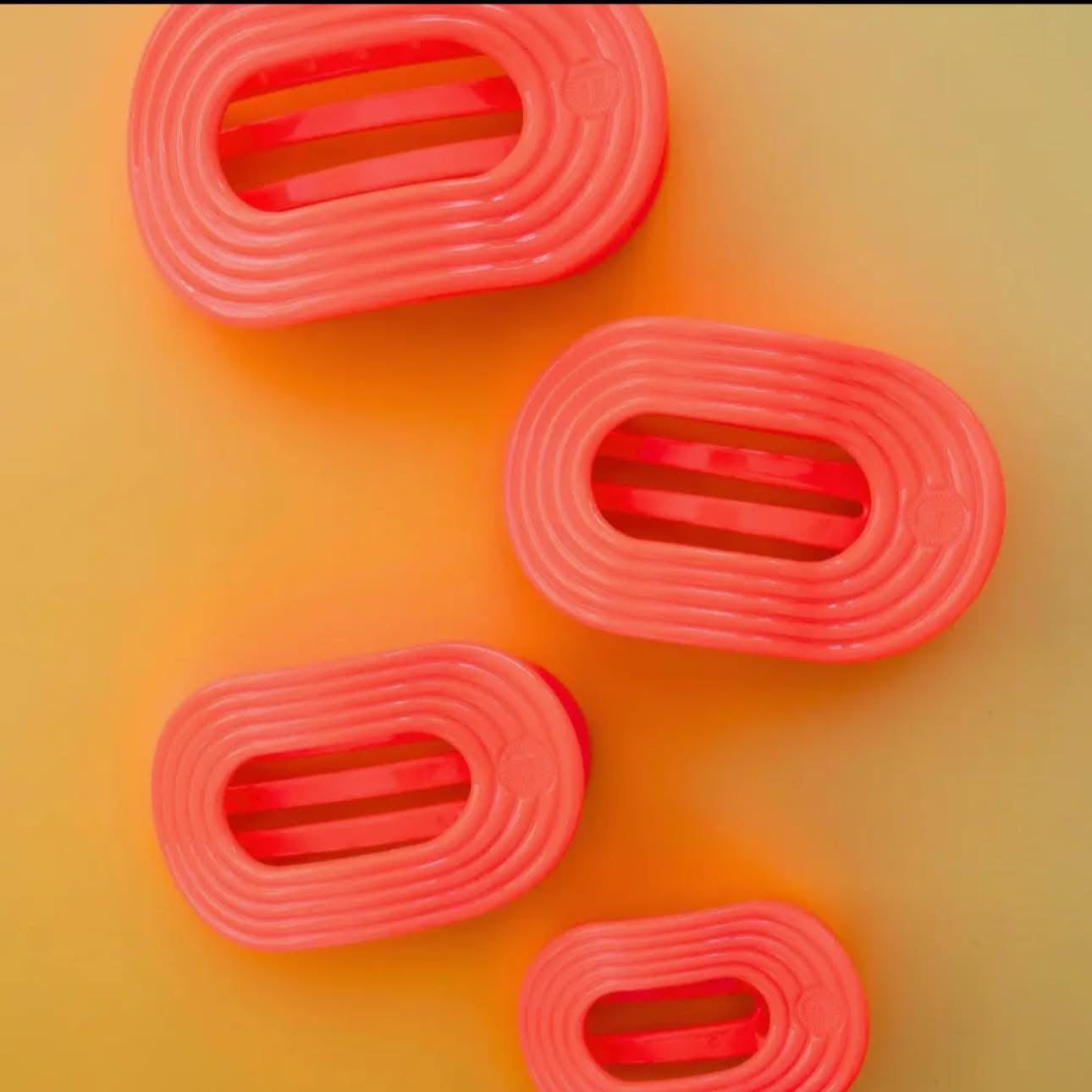 The Flat Clip. Darty