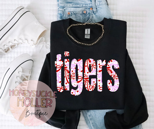 Pink and Red Bow-Patterned: Tigers