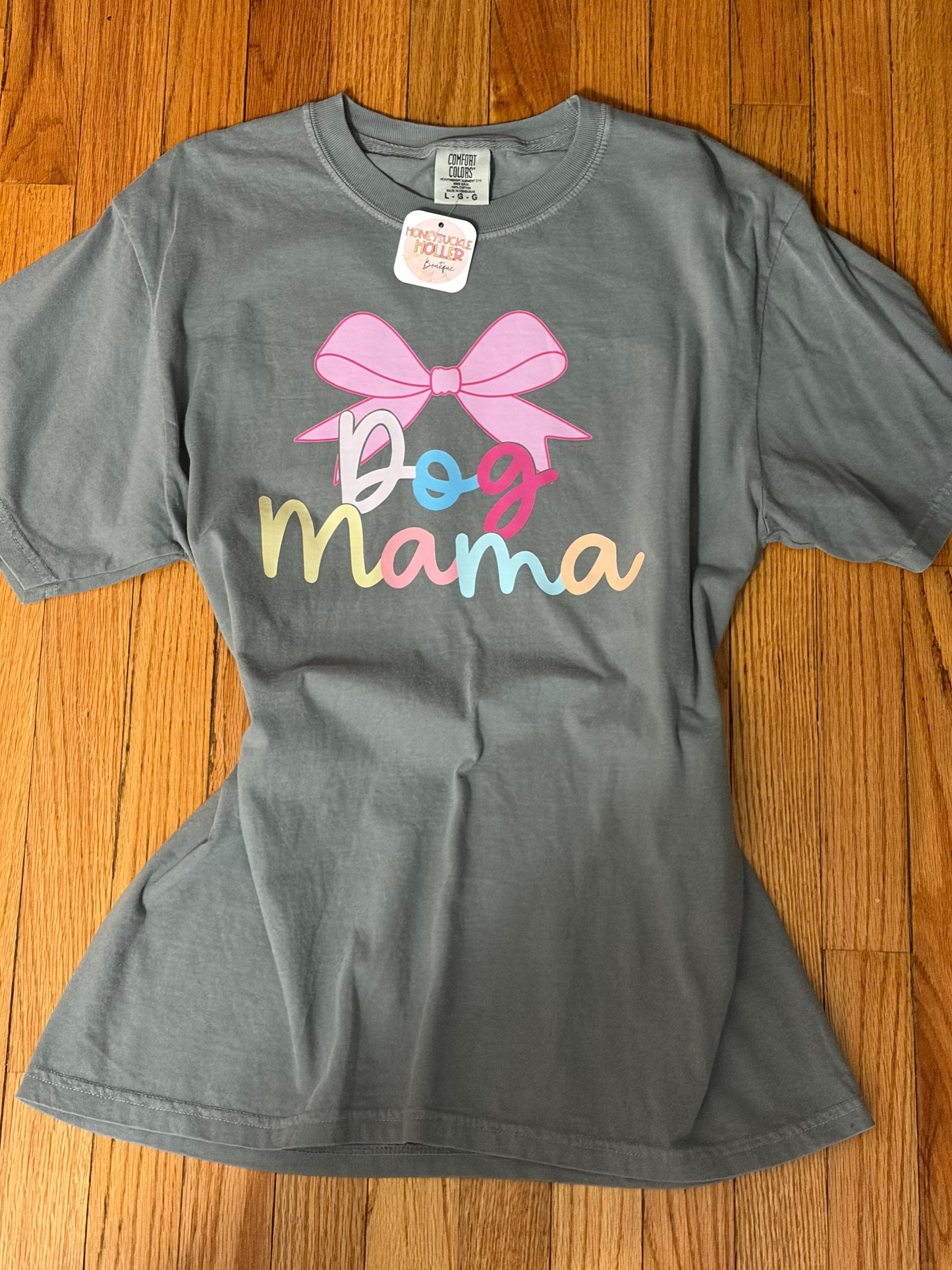 Dog Mama with Bow Tee