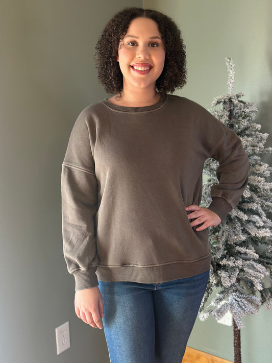 Everyday Essential Pocket Sweatshirt - Brown