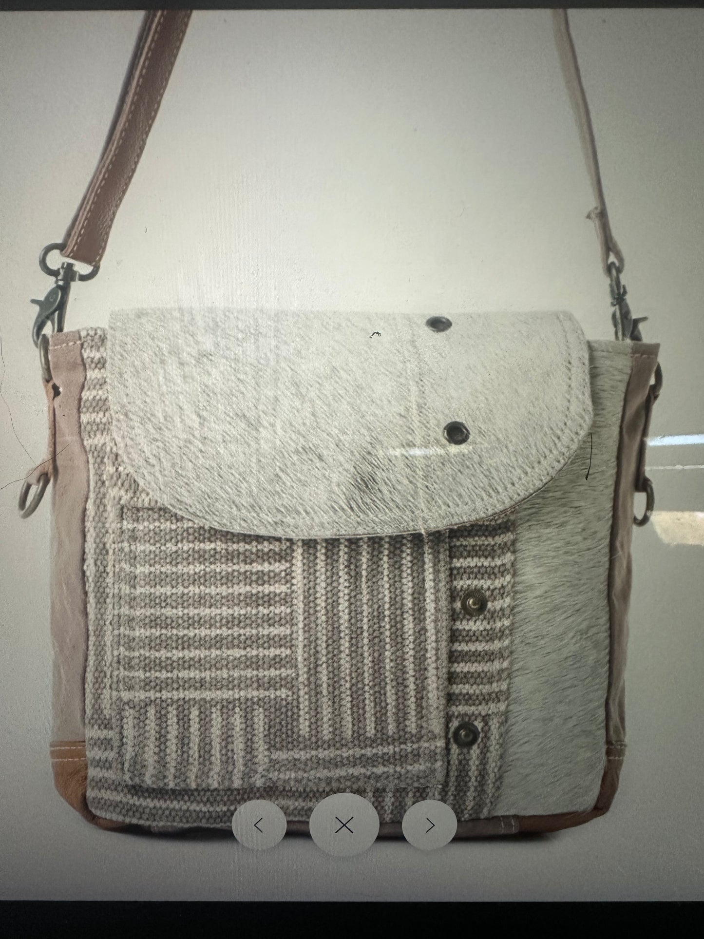 Edge Flap Shoulder Myra Bag