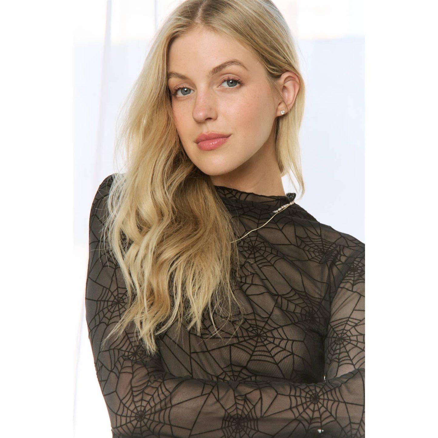 CROPPED SPIDER PATTERN BURNOUT MESH LONG SLEEVE TOP: Black